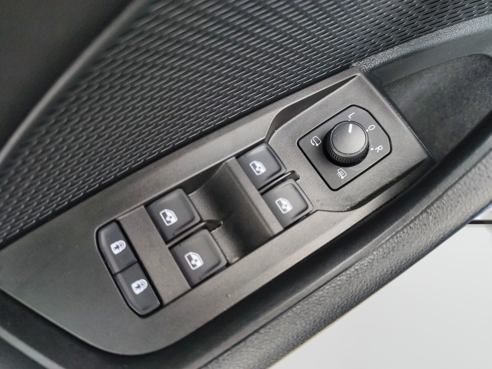 Škoda Octavia Combi - zdjęcie 13