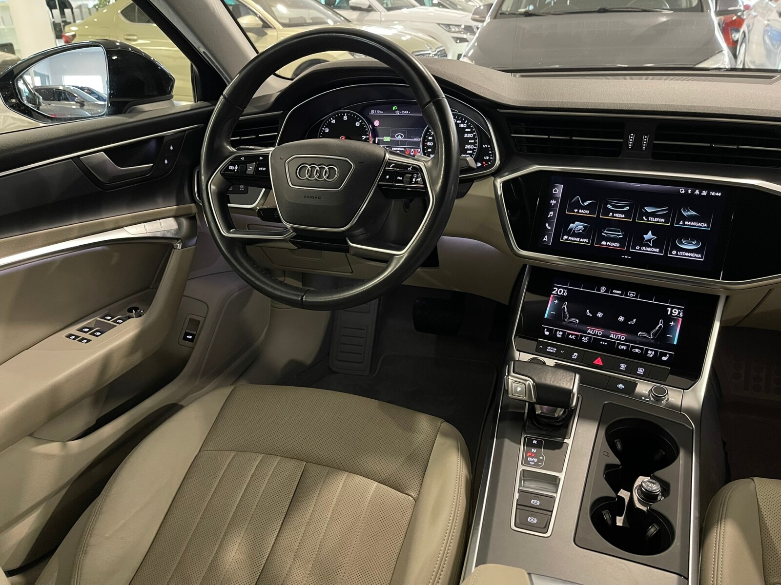 Audi A6 Limousine - zdjęcie 13
