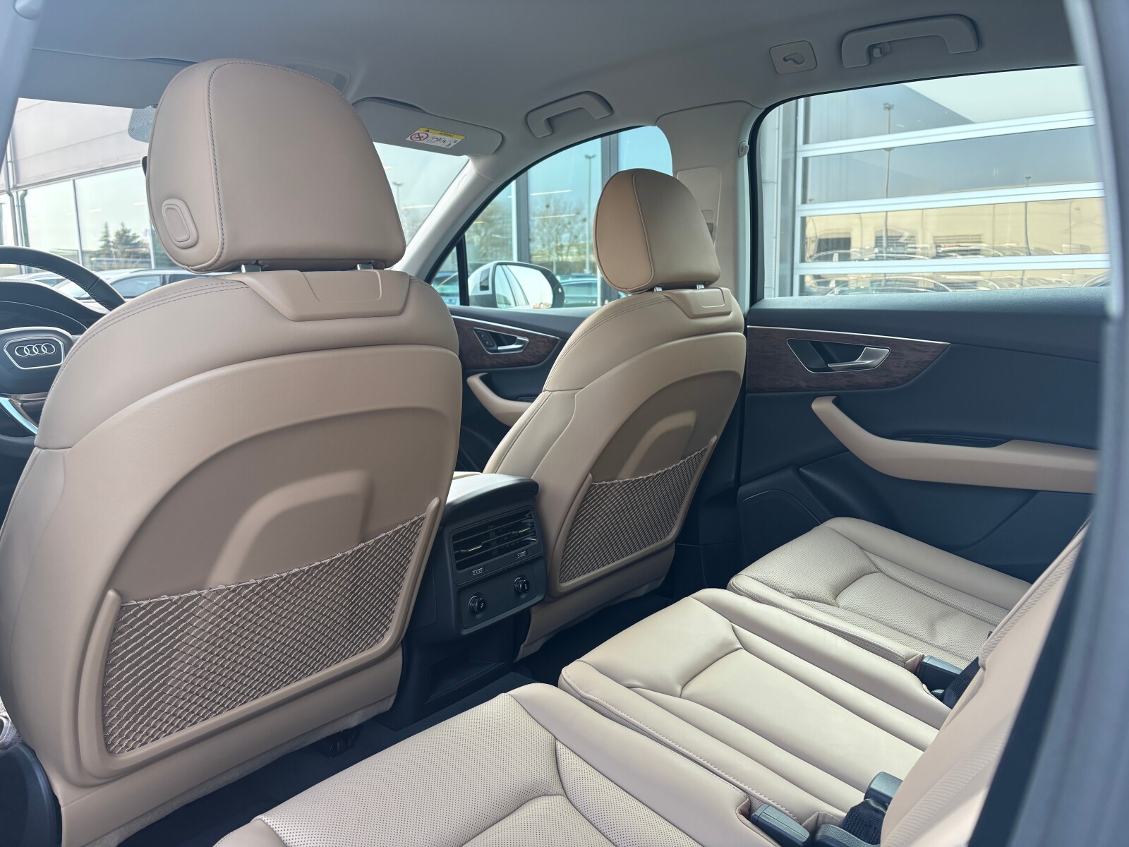 Audi Q7 - zdjęcie 11