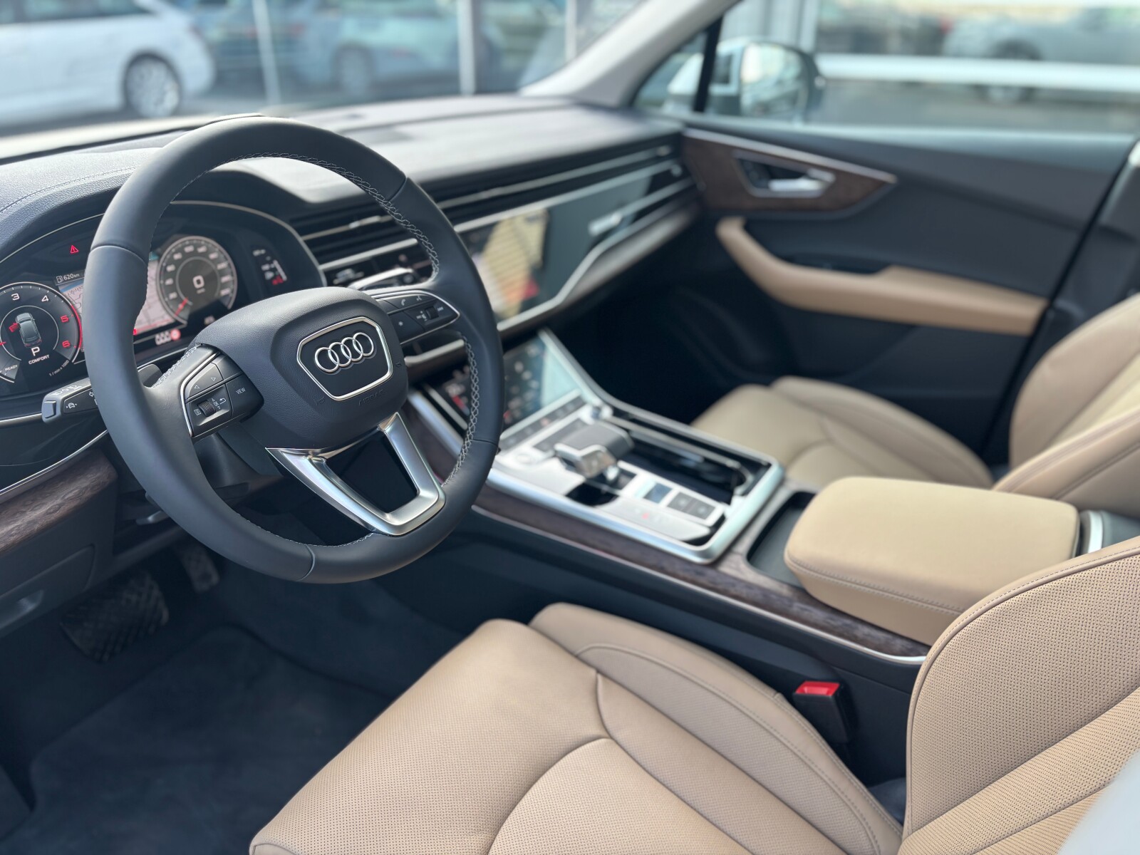 Audi Q7 - zdjęcie 19