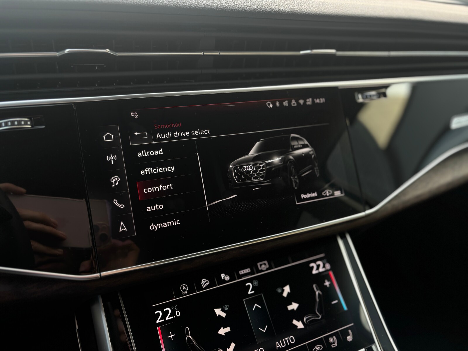 Audi Q7 - zdjęcie 31