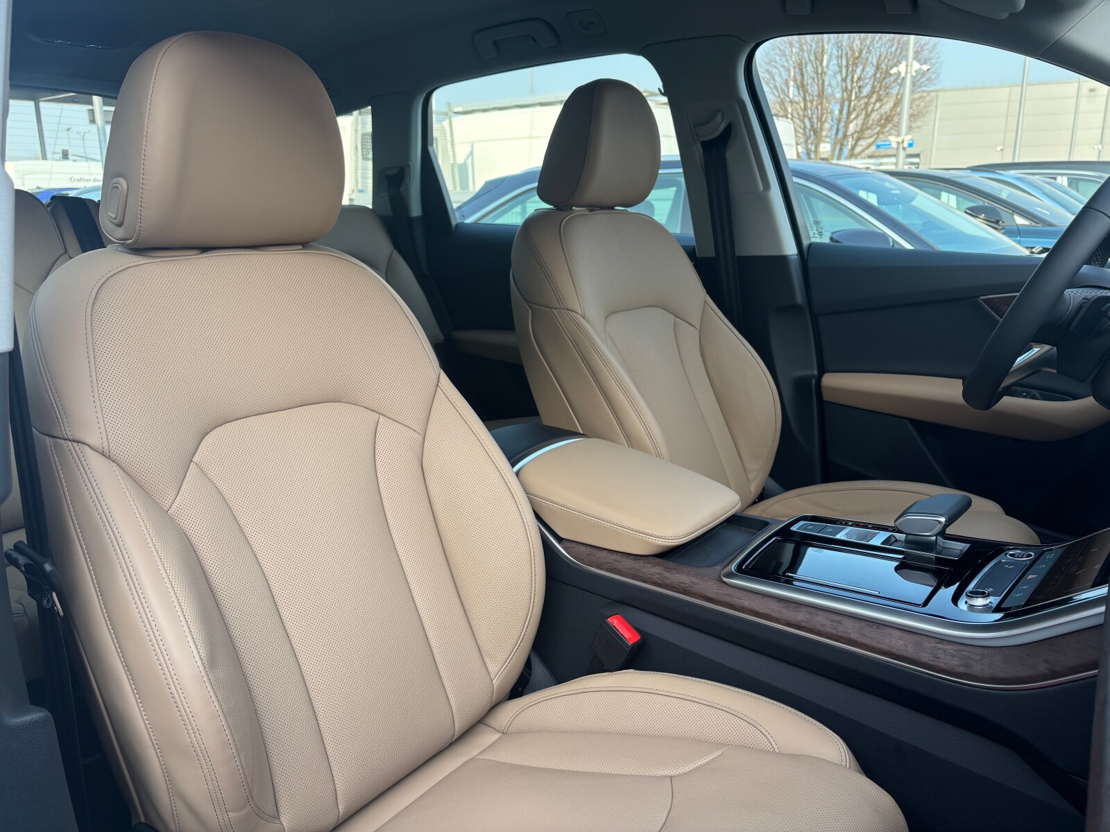 Audi Q7 - zdjęcie 14