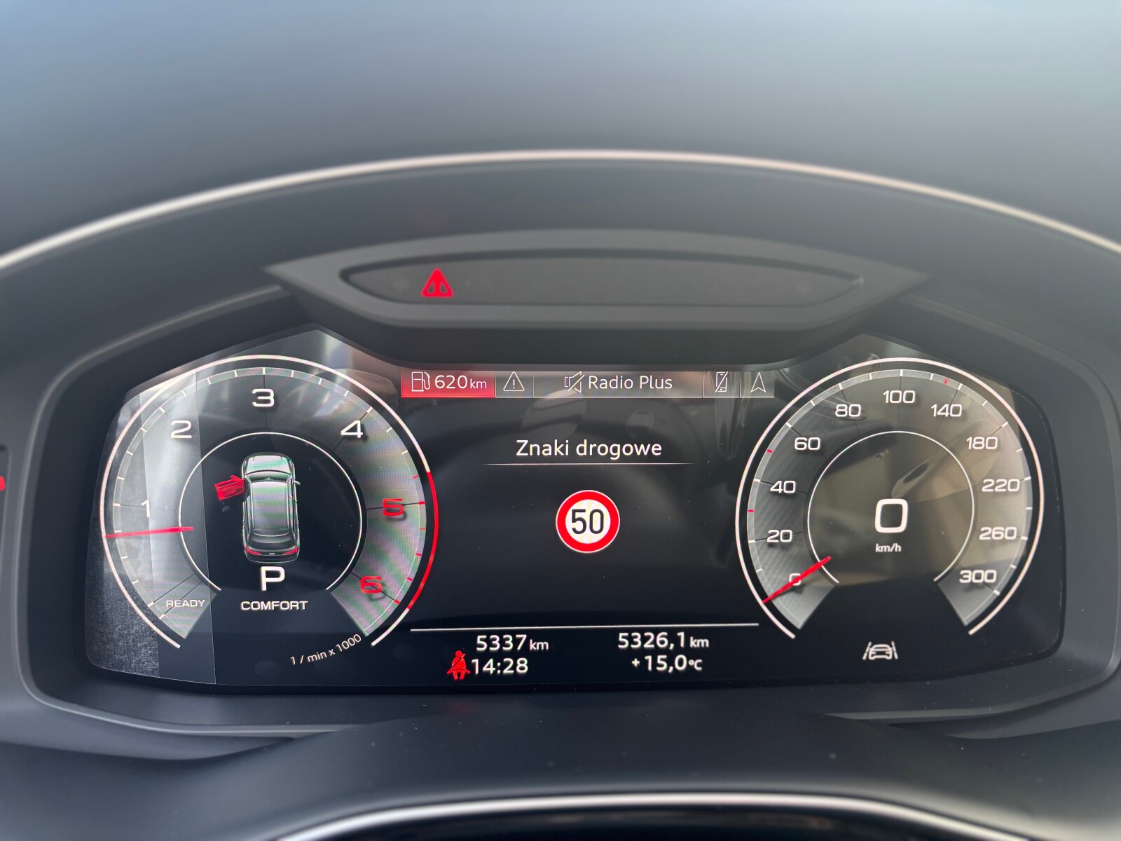 Audi Q7 - zdjęcie 26