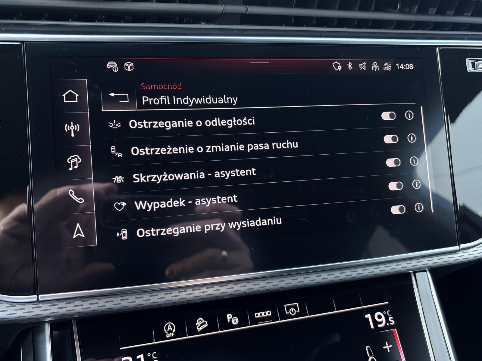 Audi Q7 - zdjęcie 26