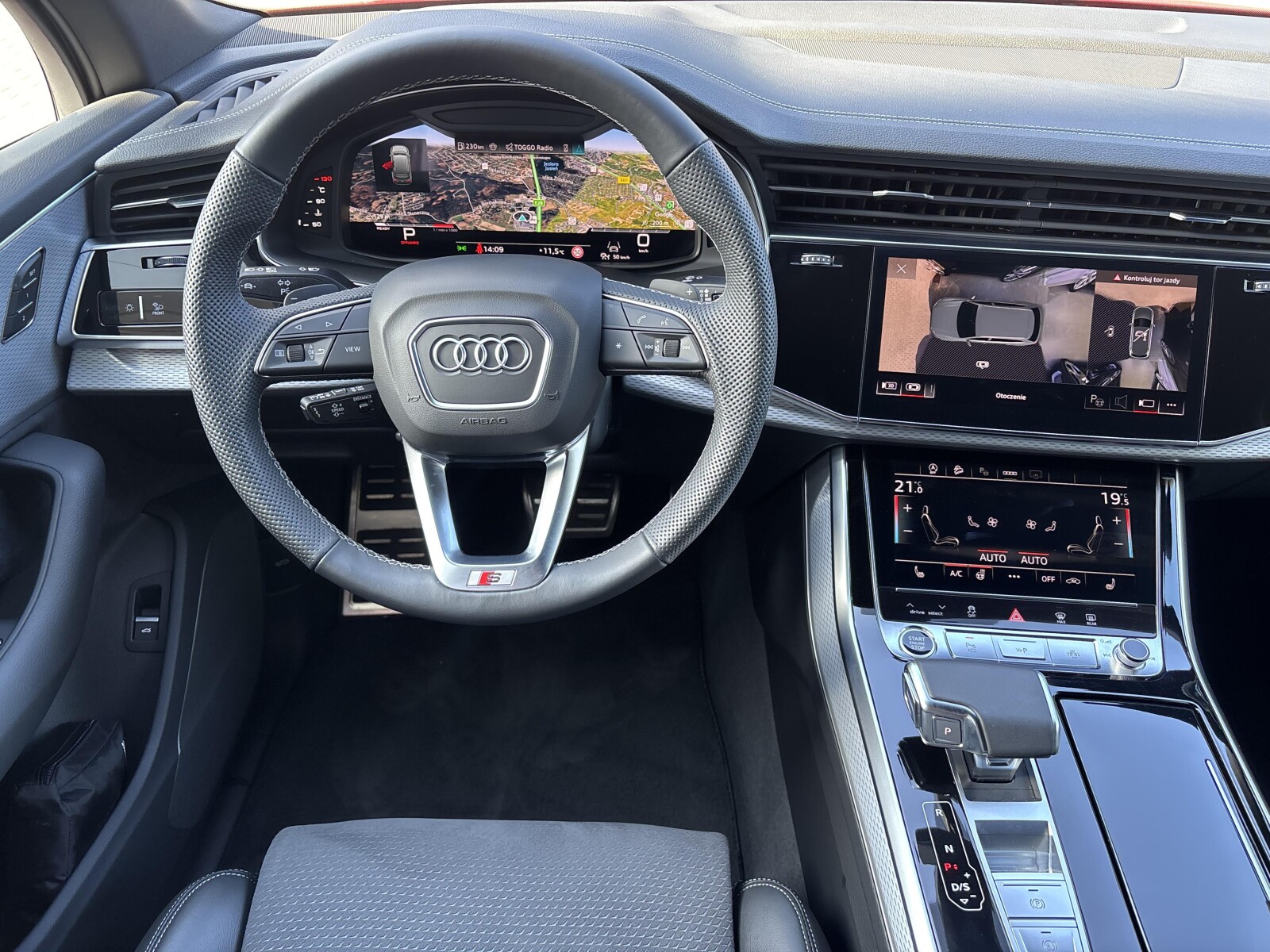 Audi Q7 - zdjęcie 10