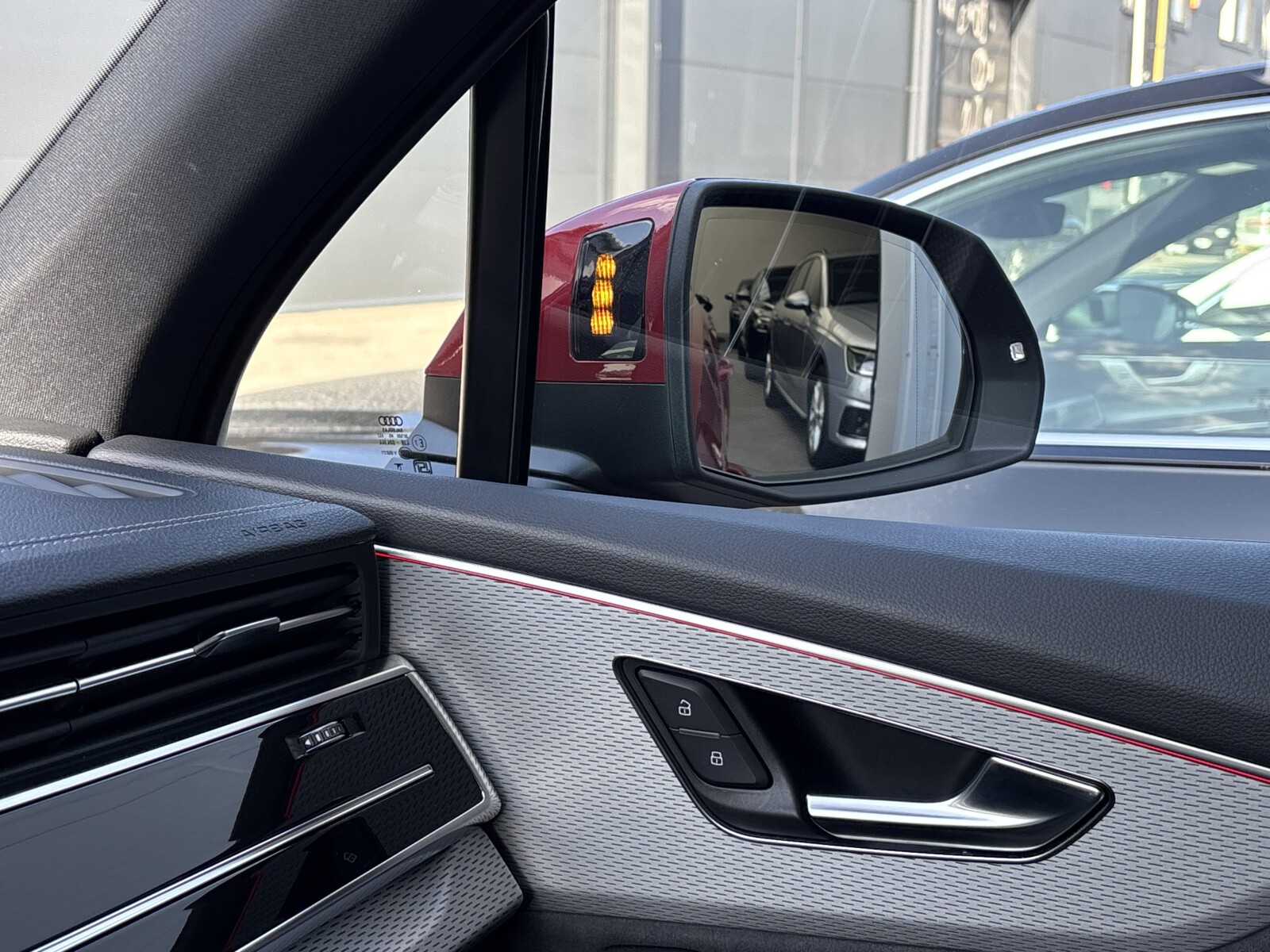 Audi Q7 - zdjęcie 27