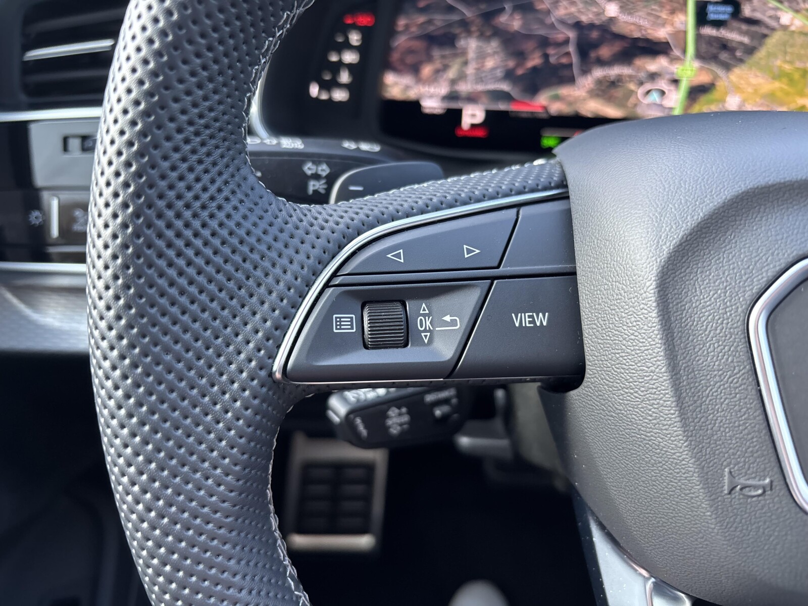 Audi Q7 - zdjęcie 11