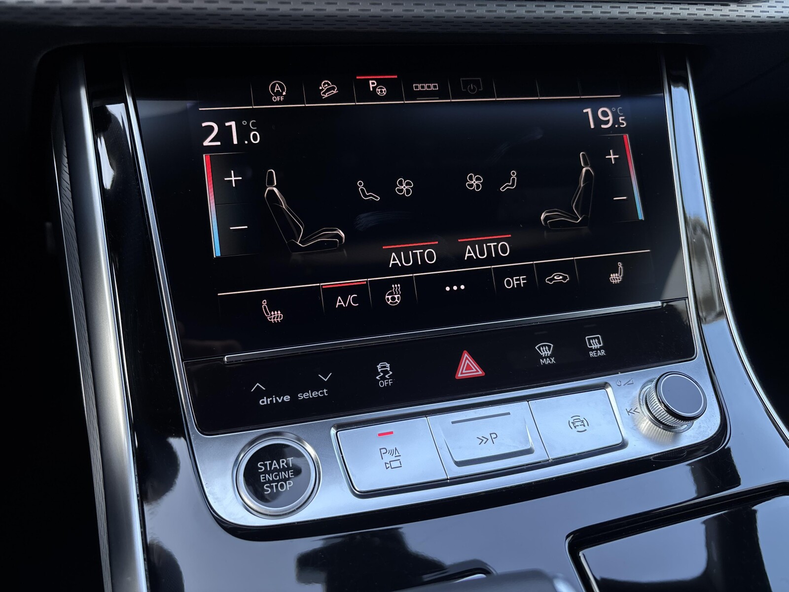 Audi Q7 - zdjęcie 21