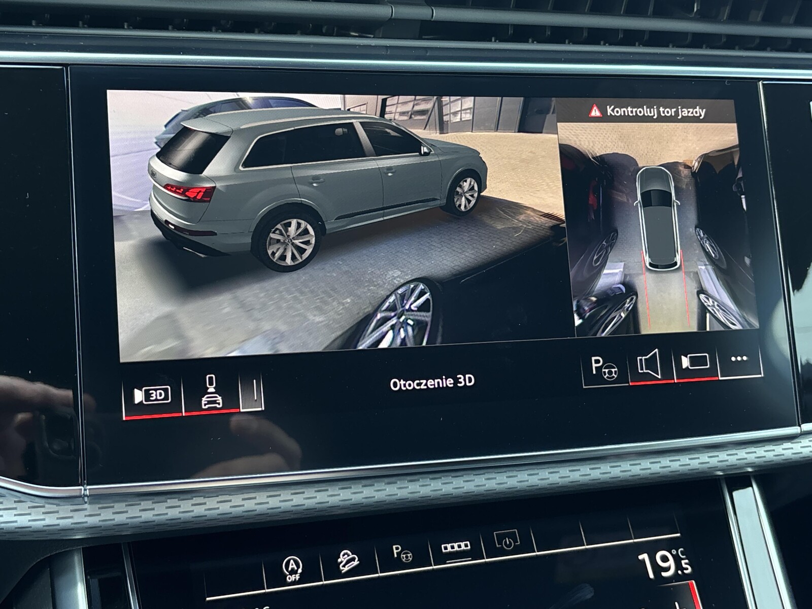 Audi Q7 - zdjęcie 19