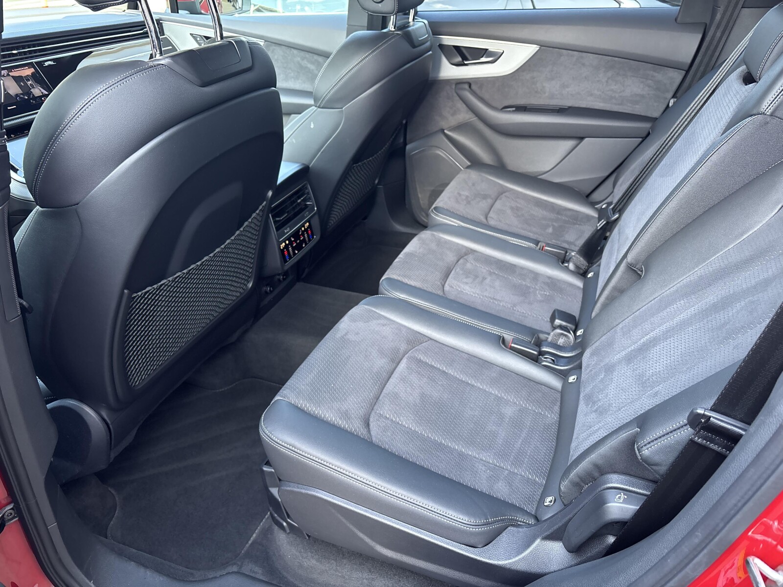 Audi Q7 - zdjęcie 29