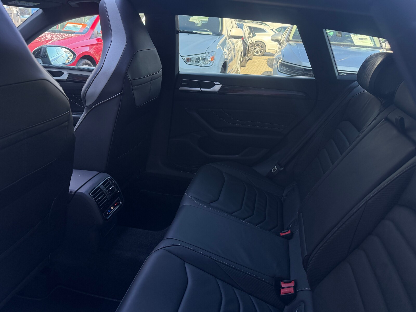 Volkswagen Arteon Shooting Brake - zdjęcie 16