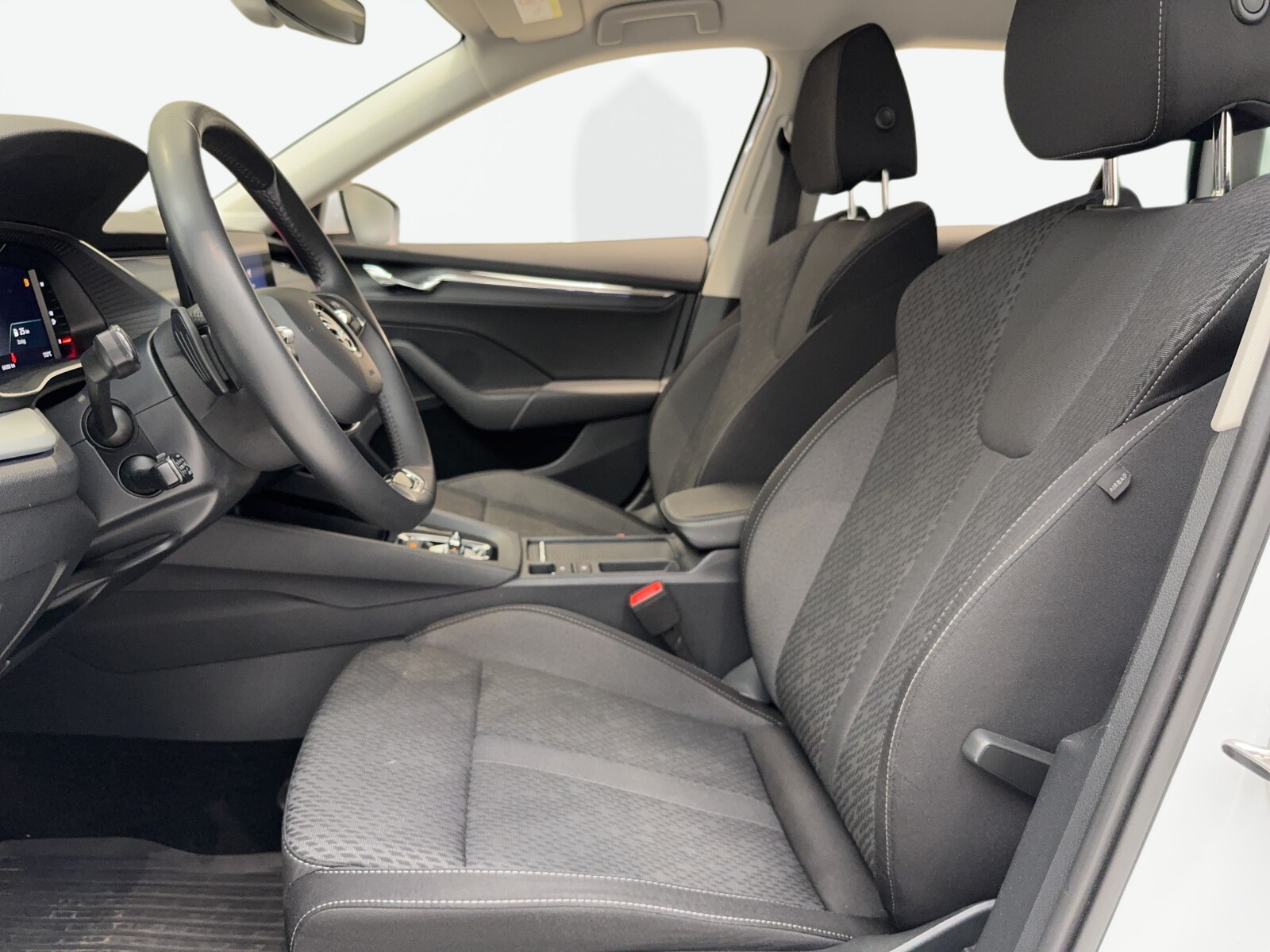 Škoda Octavia Combi - zdjęcie 10