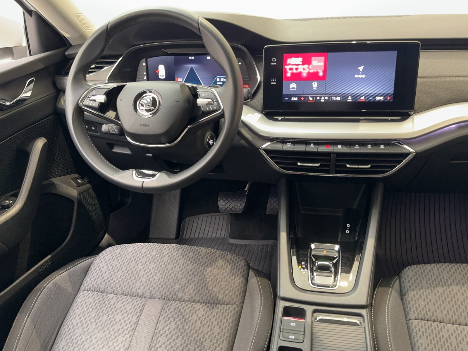 Škoda Octavia Combi - zdjęcie 16