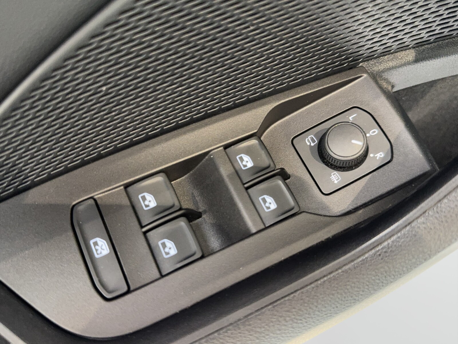 Škoda Octavia Combi - zdjęcie 12