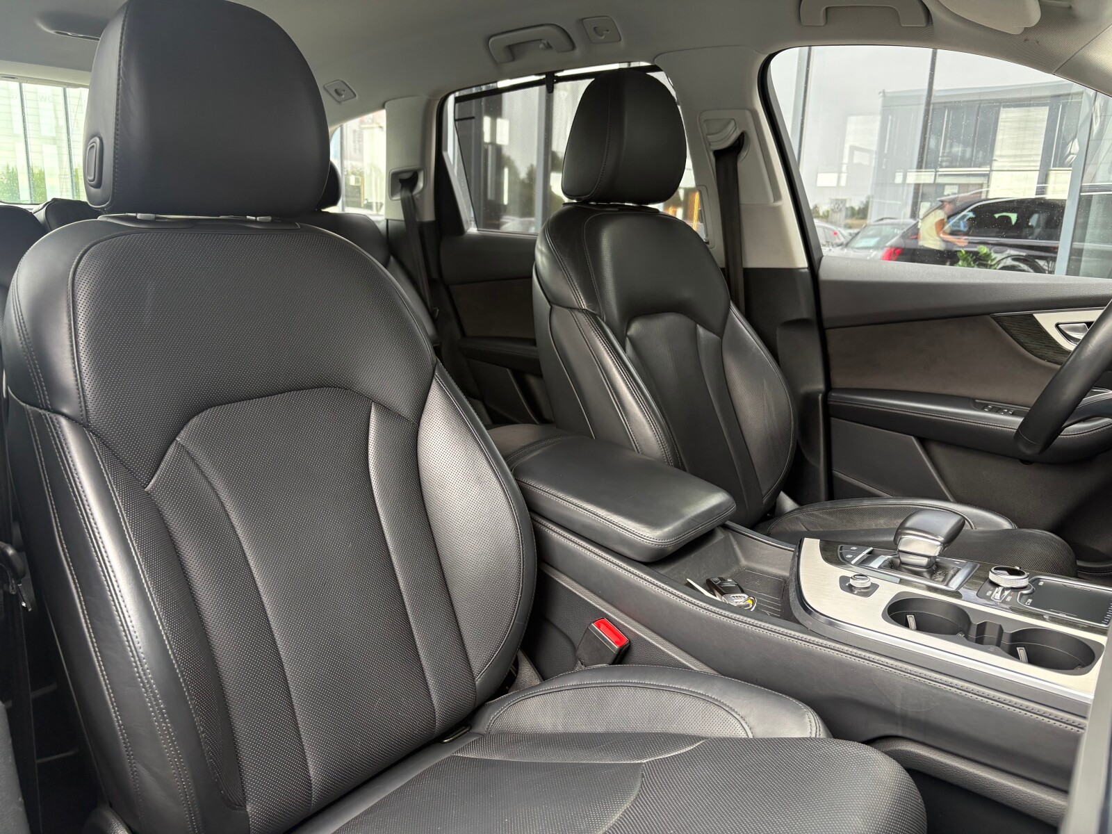 Audi Q7 - zdjęcie 19