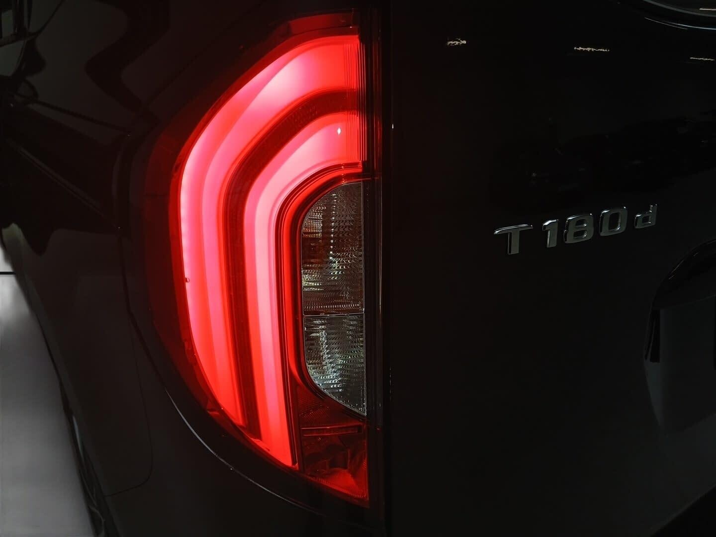 Mercedes-Benz Klasa T - zdjęcie 9