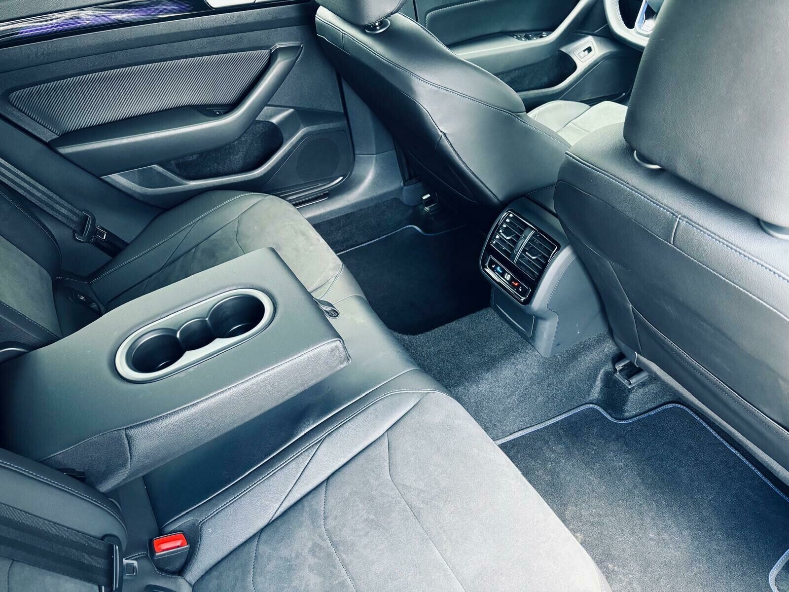 Volkswagen Arteon - zdjęcie 23