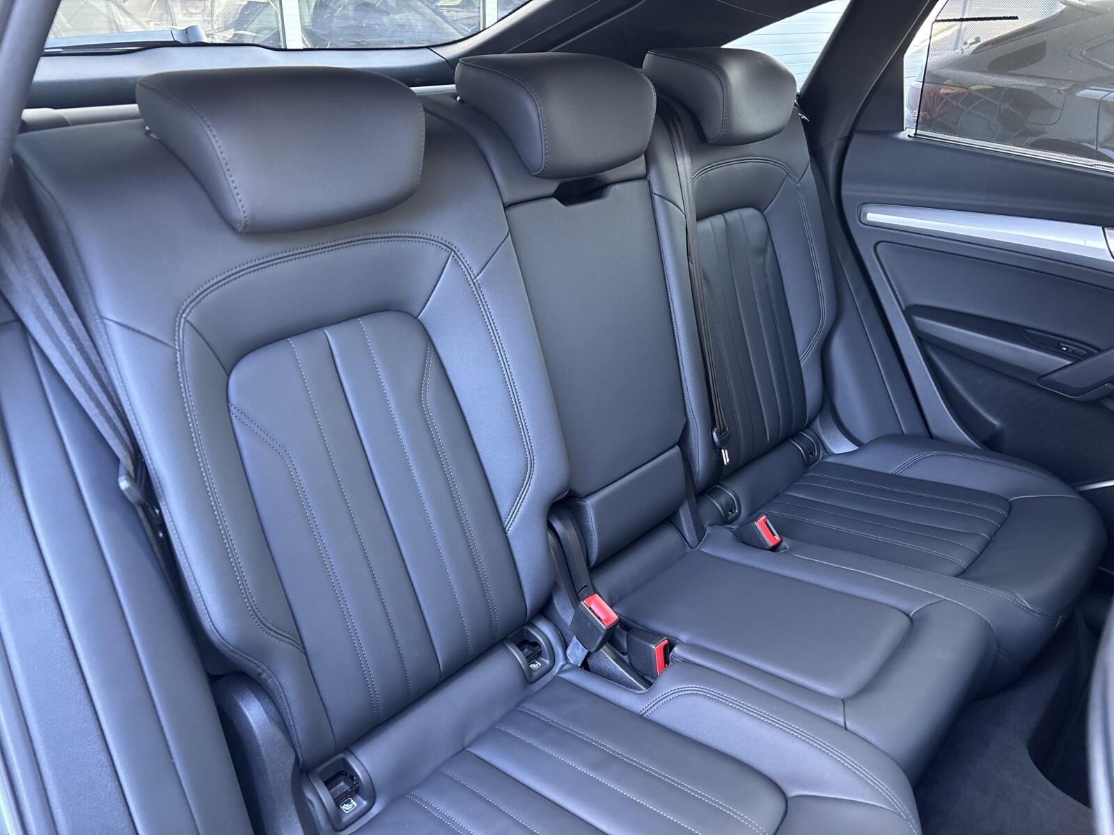 Audi Q5 Sportback - zdjęcie 25