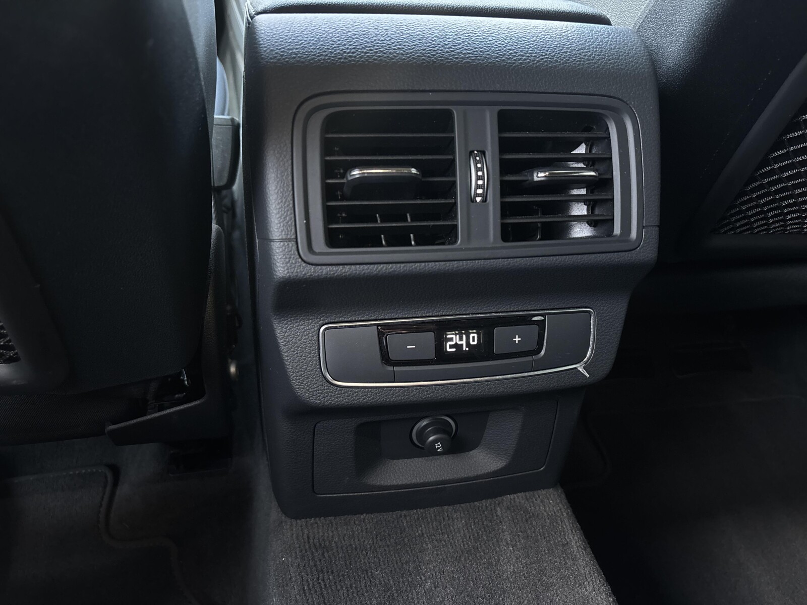 Audi Q5 Sportback - zdjęcie 22