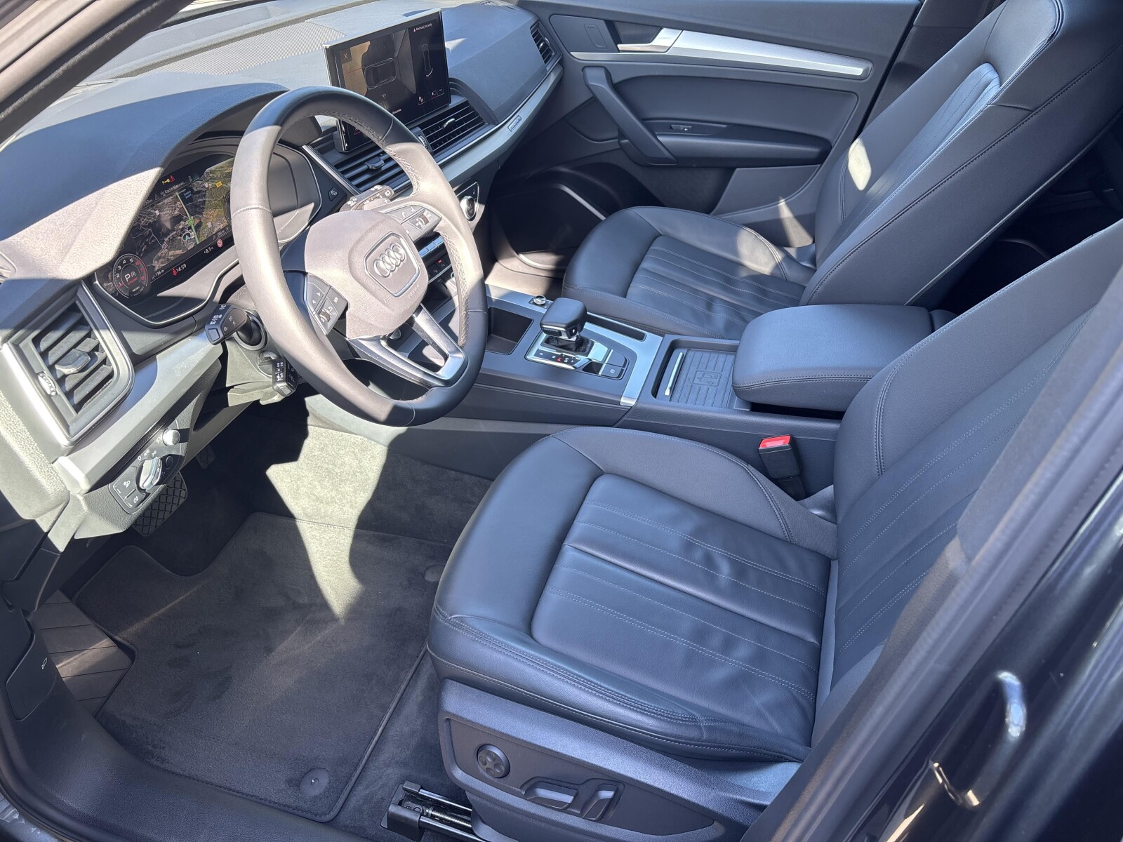 Audi Q5 Sportback - zdjęcie 16
