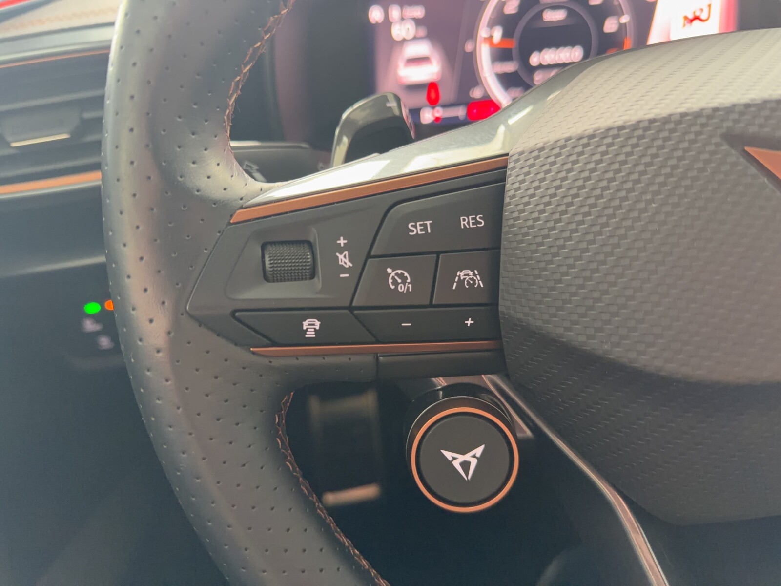 Cupra Formentor - zdjęcie 24