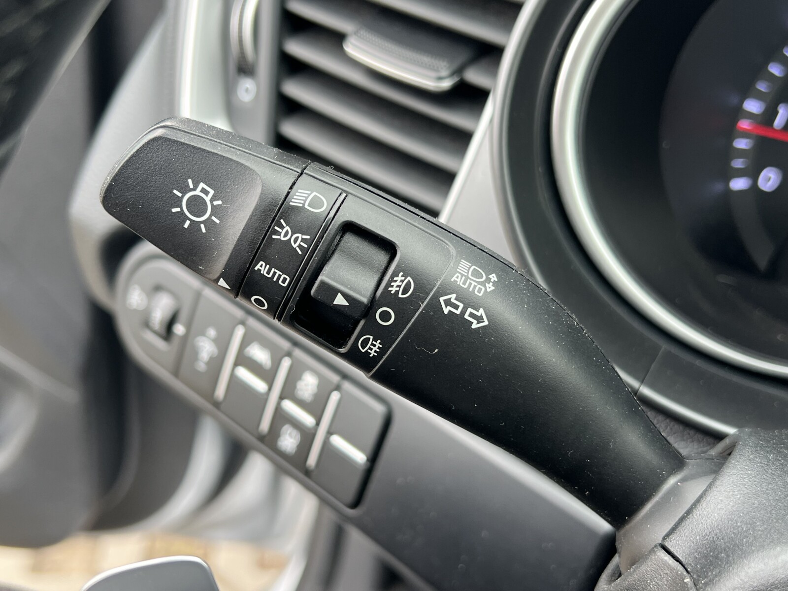 Kia Ceed - zdjęcie 16