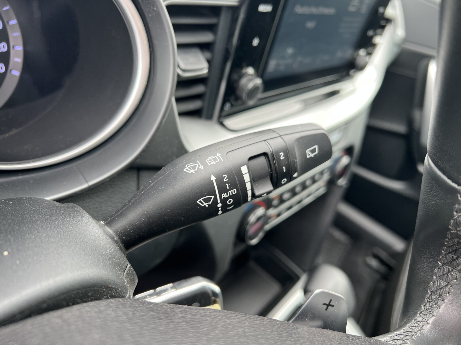 Kia Ceed - zdjęcie 15