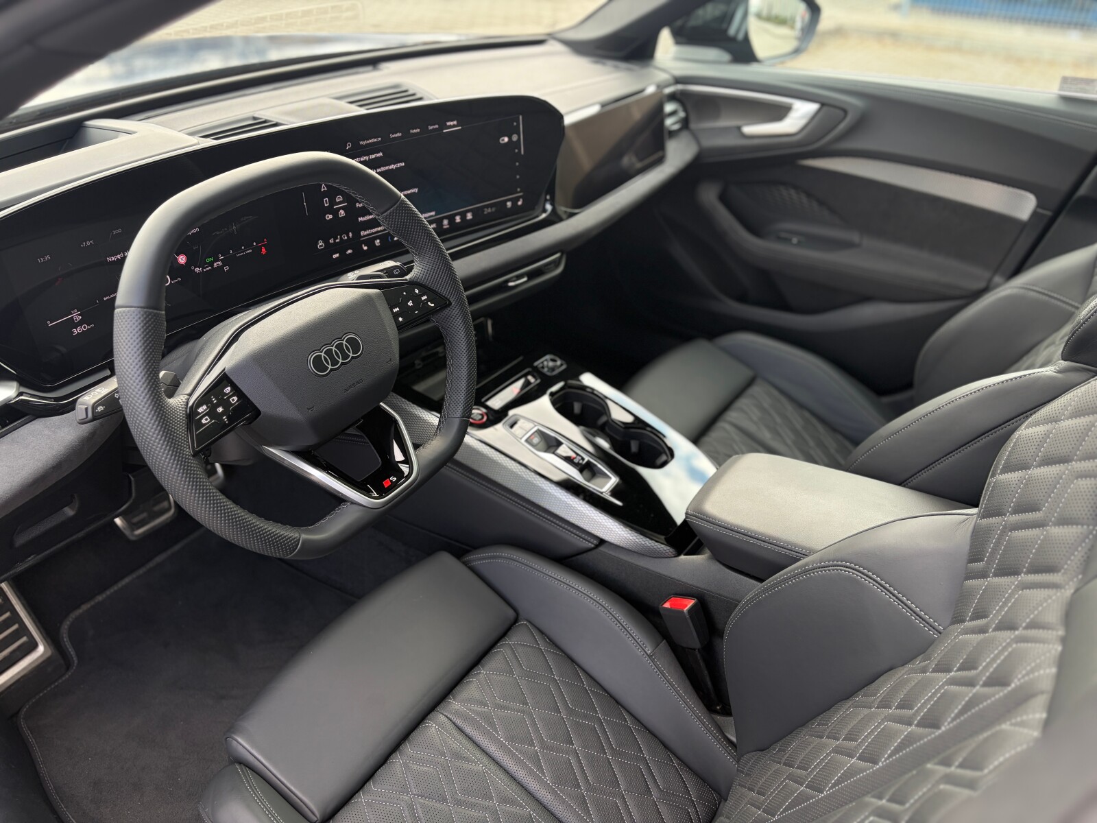 Audi S5 Avant - zdjęcie 13