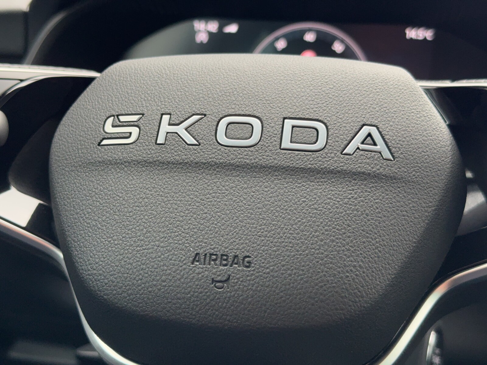 Škoda Kamiq - zdjęcie 24