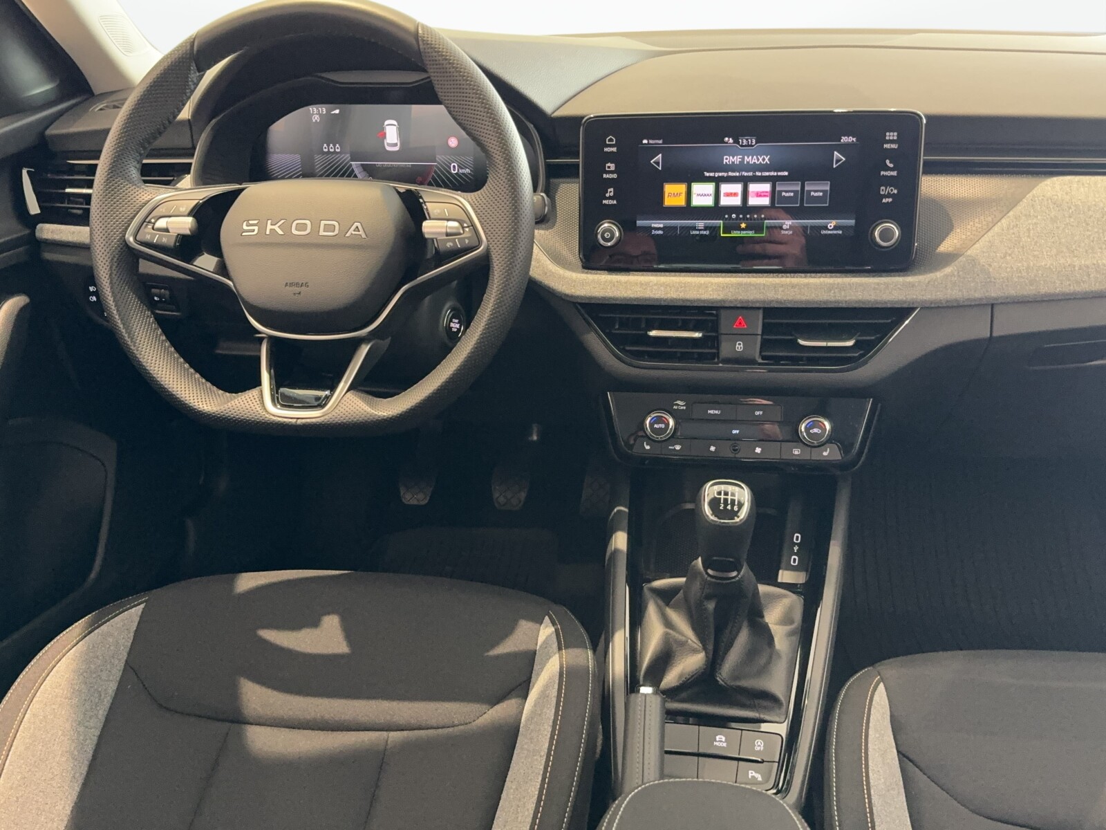 Škoda Kamiq - zdjęcie 16