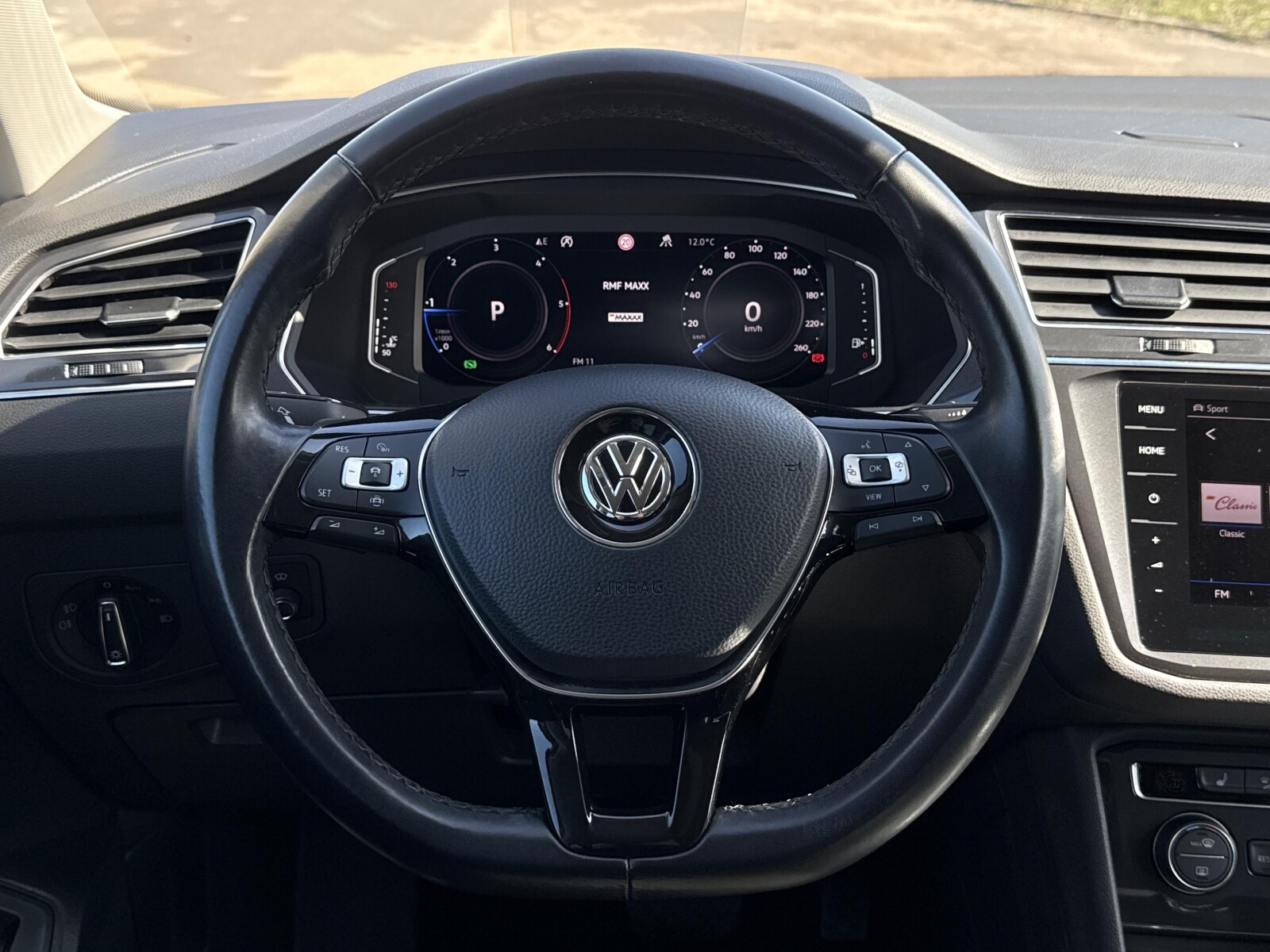 Volkswagen Tiguan Allspace - zdjęcie 16