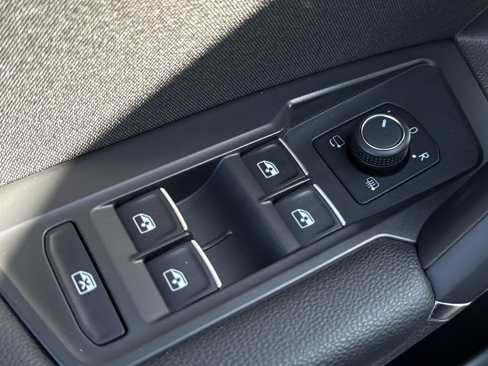 Volkswagen Tiguan Allspace - zdjęcie 11