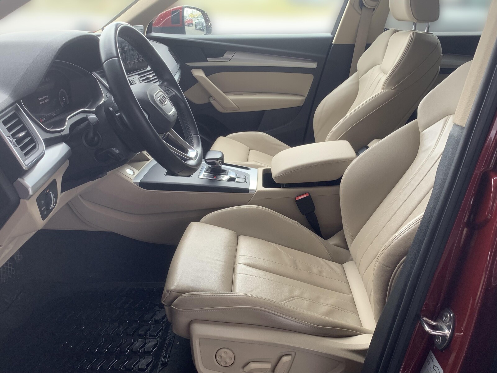 Audi Q5 - zdjęcie 12