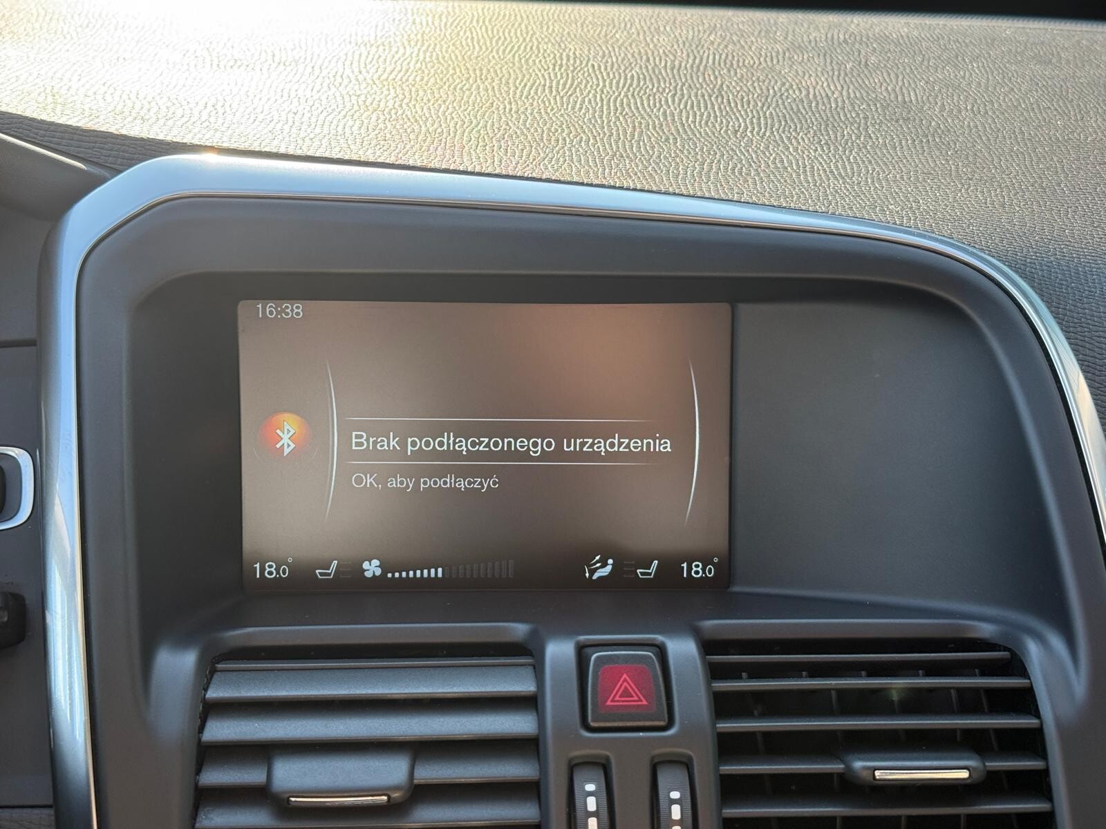 Volvo XC 60 - zdjęcie 16