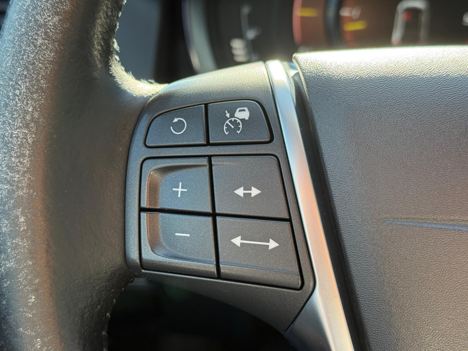 Volvo XC 60 - zdjęcie 13