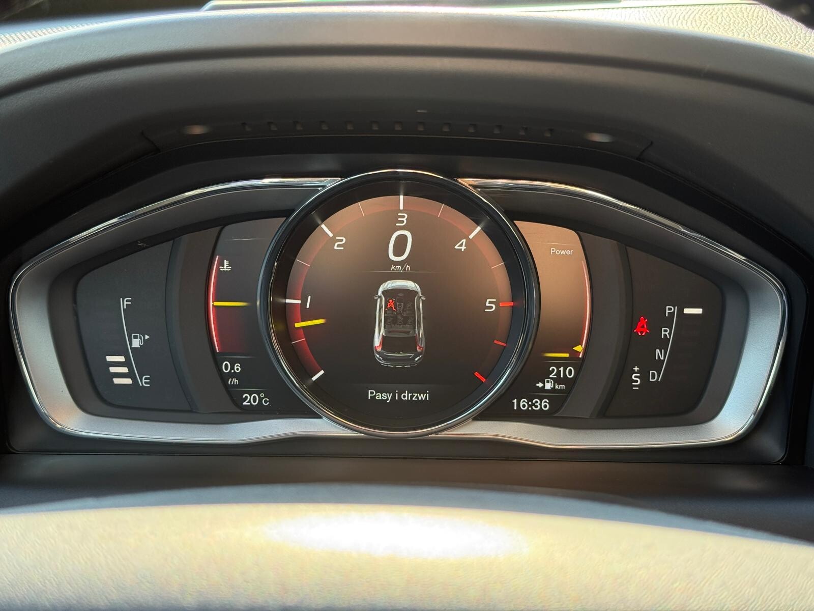 Volvo XC 60 - zdjęcie 15