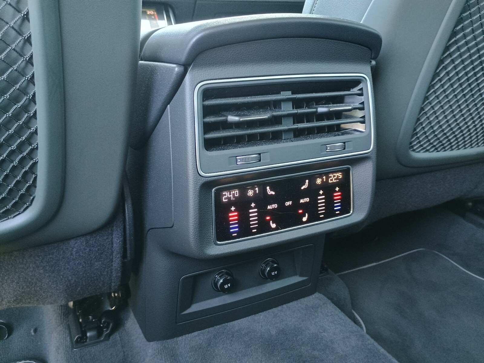 Audi Q7 - zdjęcie 14