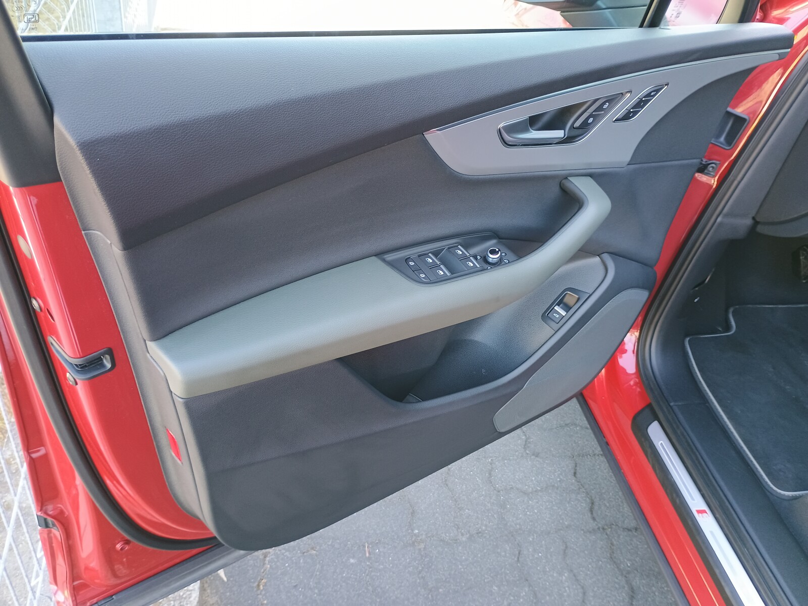 Audi Q7 - zdjęcie 19
