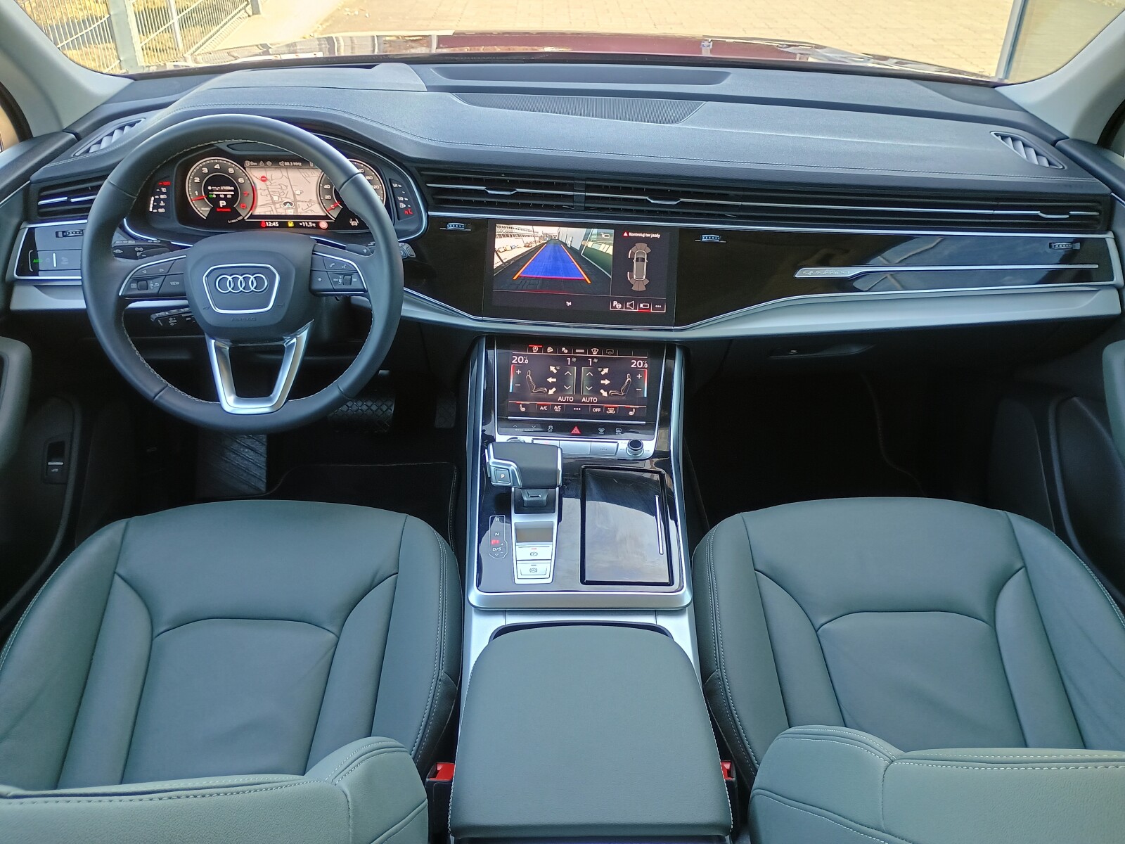 Audi Q7 - zdjęcie 16