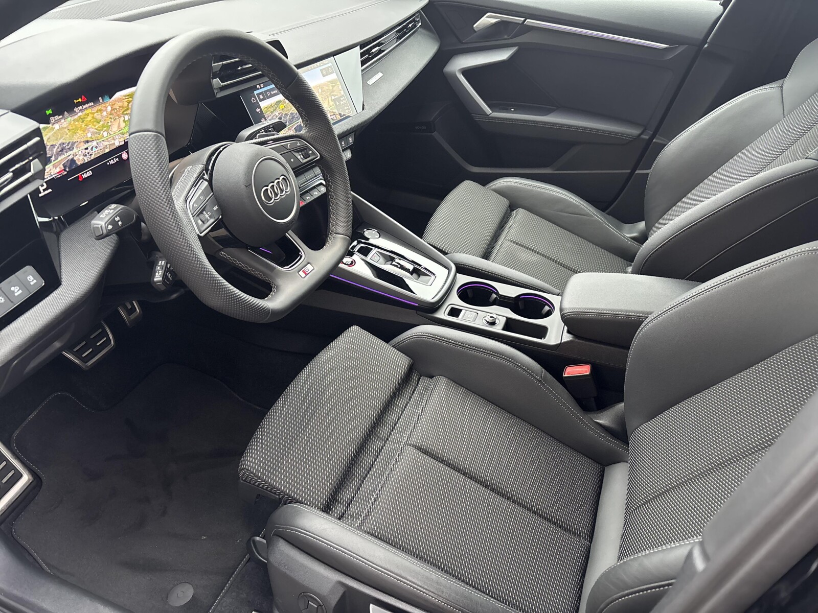 Audi S3 Sportback - zdjęcie 16