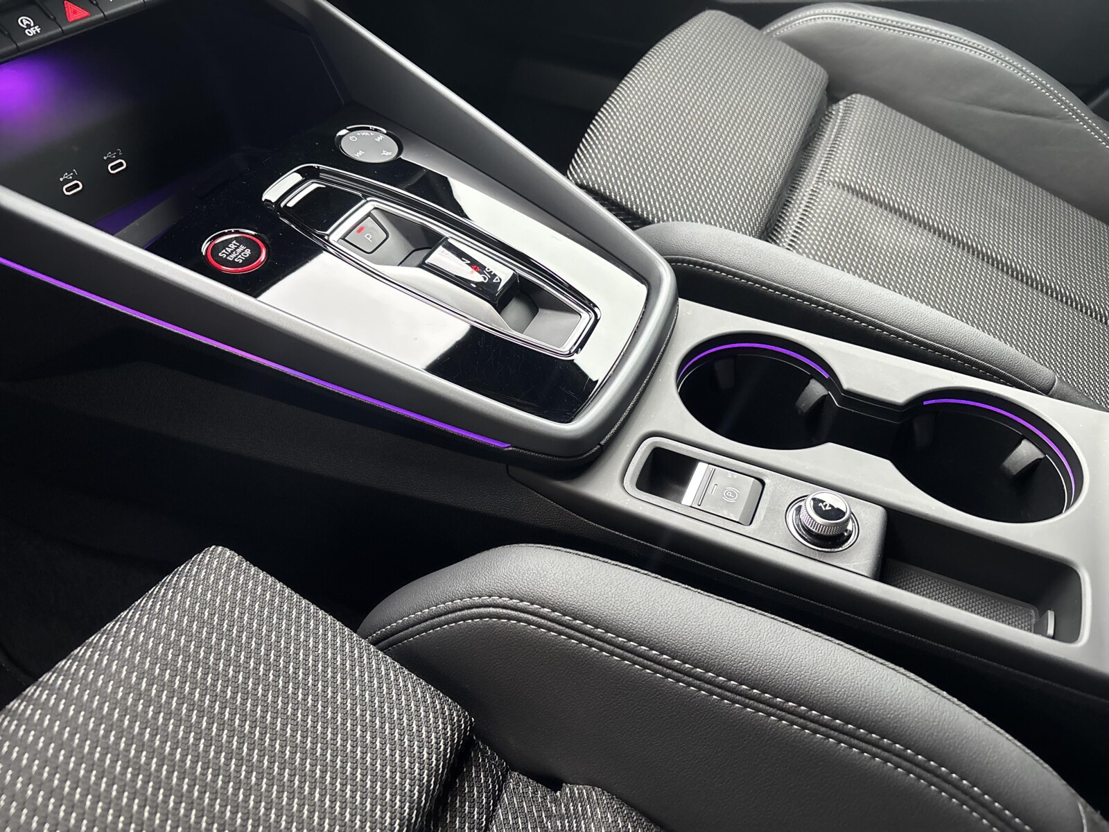 Audi S3 Sportback - zdjęcie 19