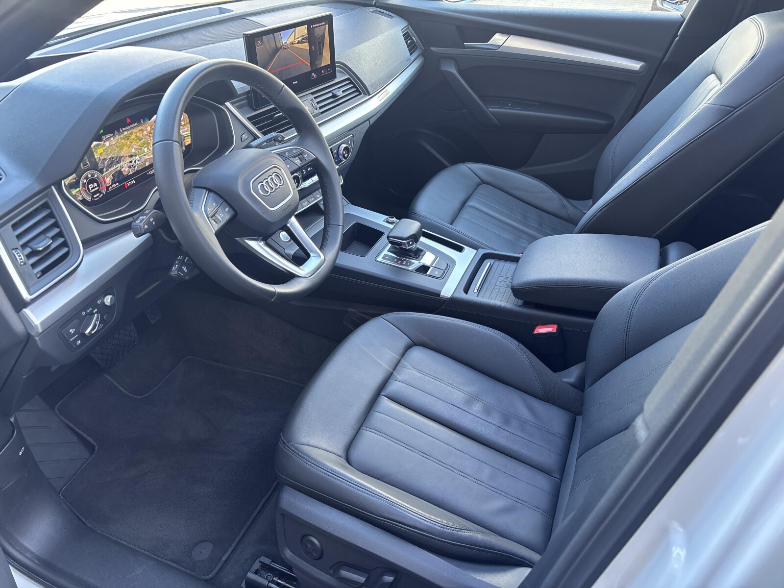 Audi Q5 Sportback - zdjęcie 16