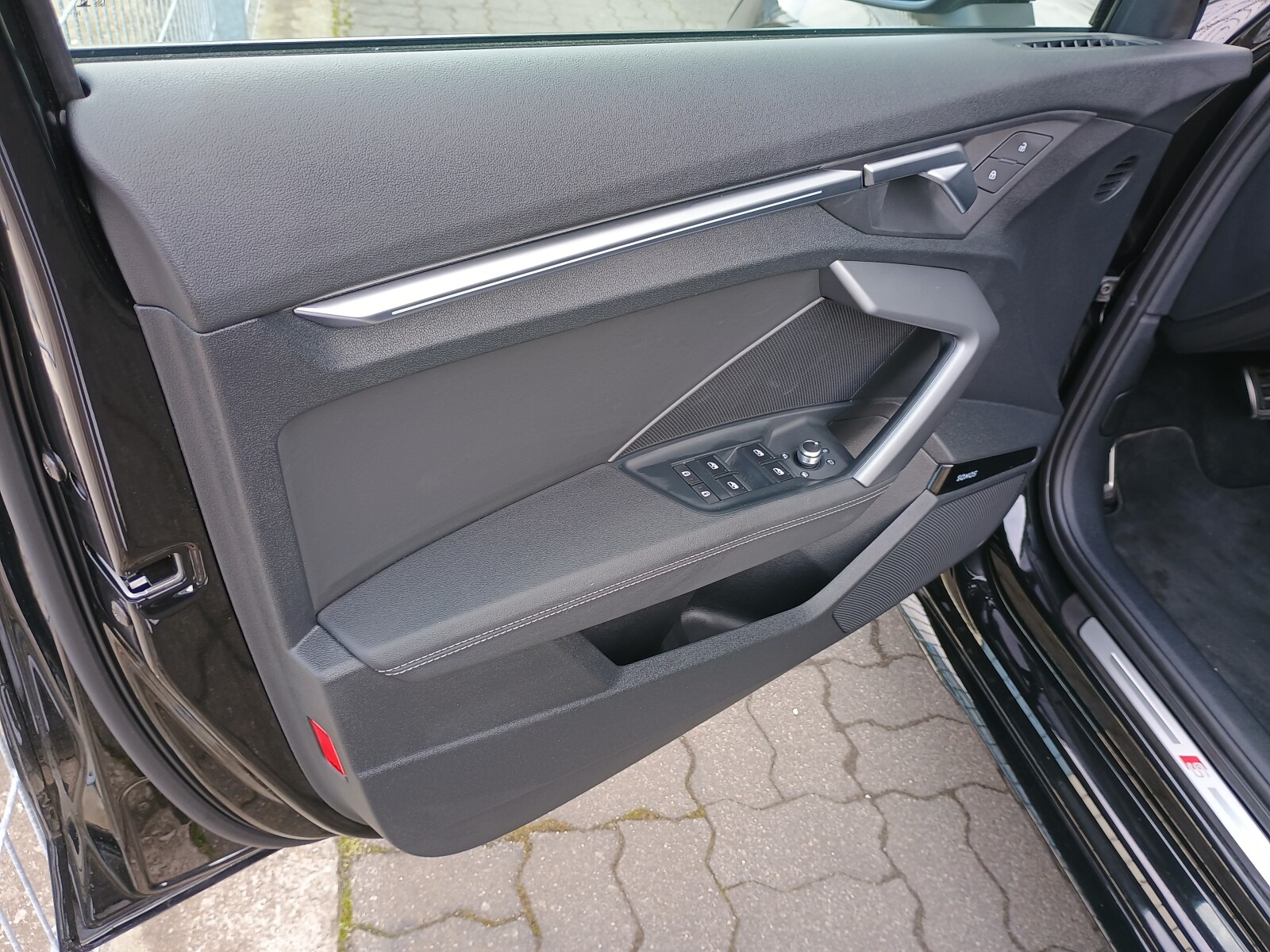 Audi S3 Sportback - zdjęcie 17