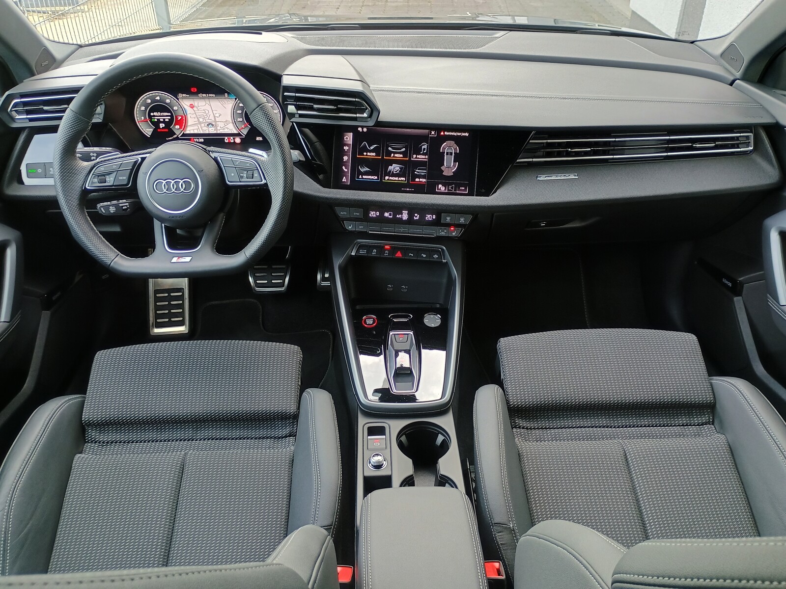 Audi S3 Sportback - zdjęcie 14