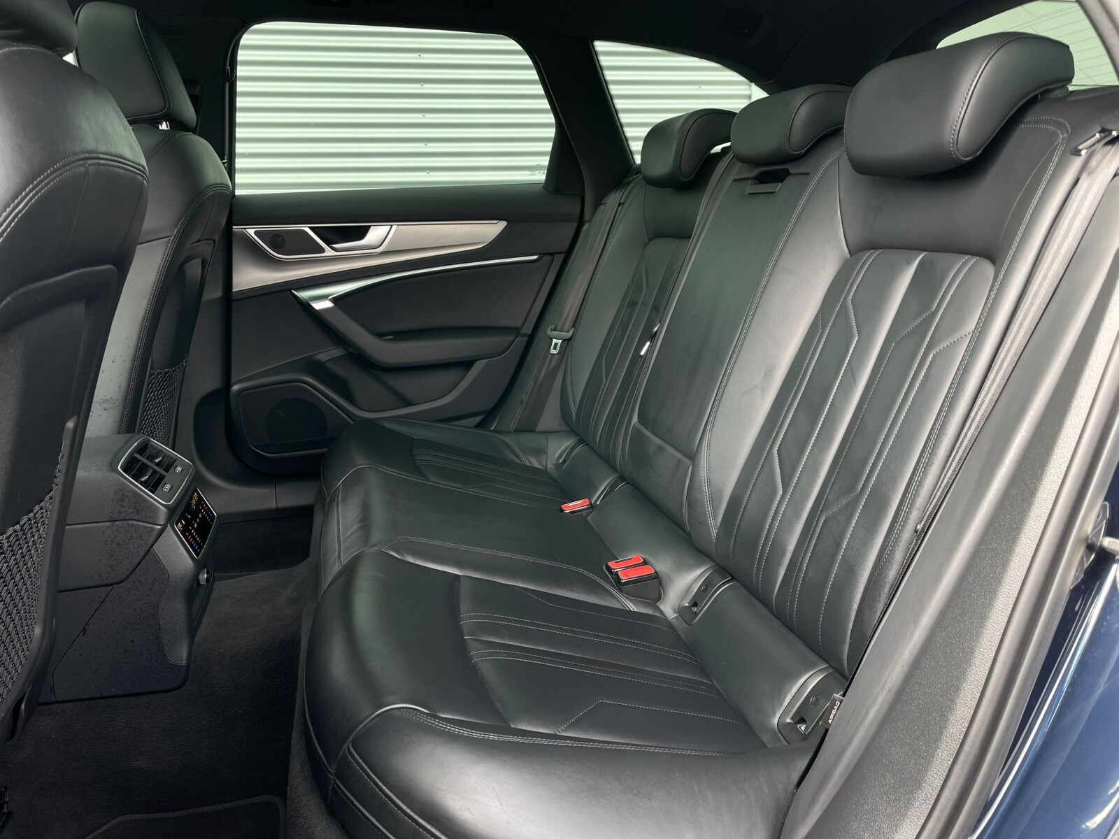 Audi A6 Avant - zdjęcie 12