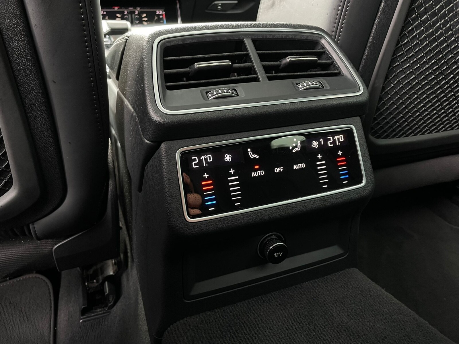 Audi A6 Avant - zdjęcie 13