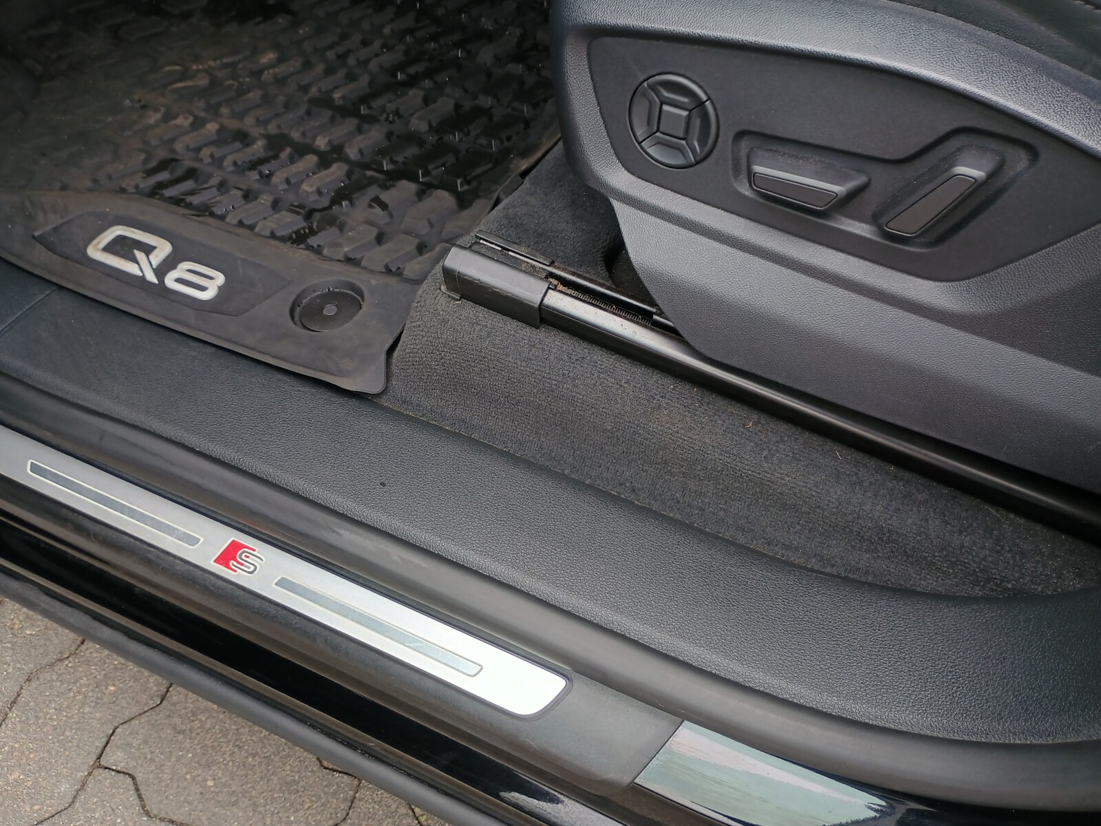 Audi Q8 - zdjęcie 20