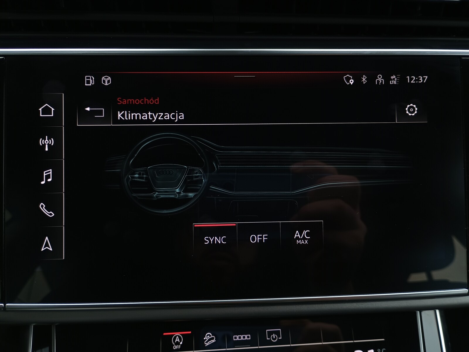 Audi Q8 - zdjęcie 32