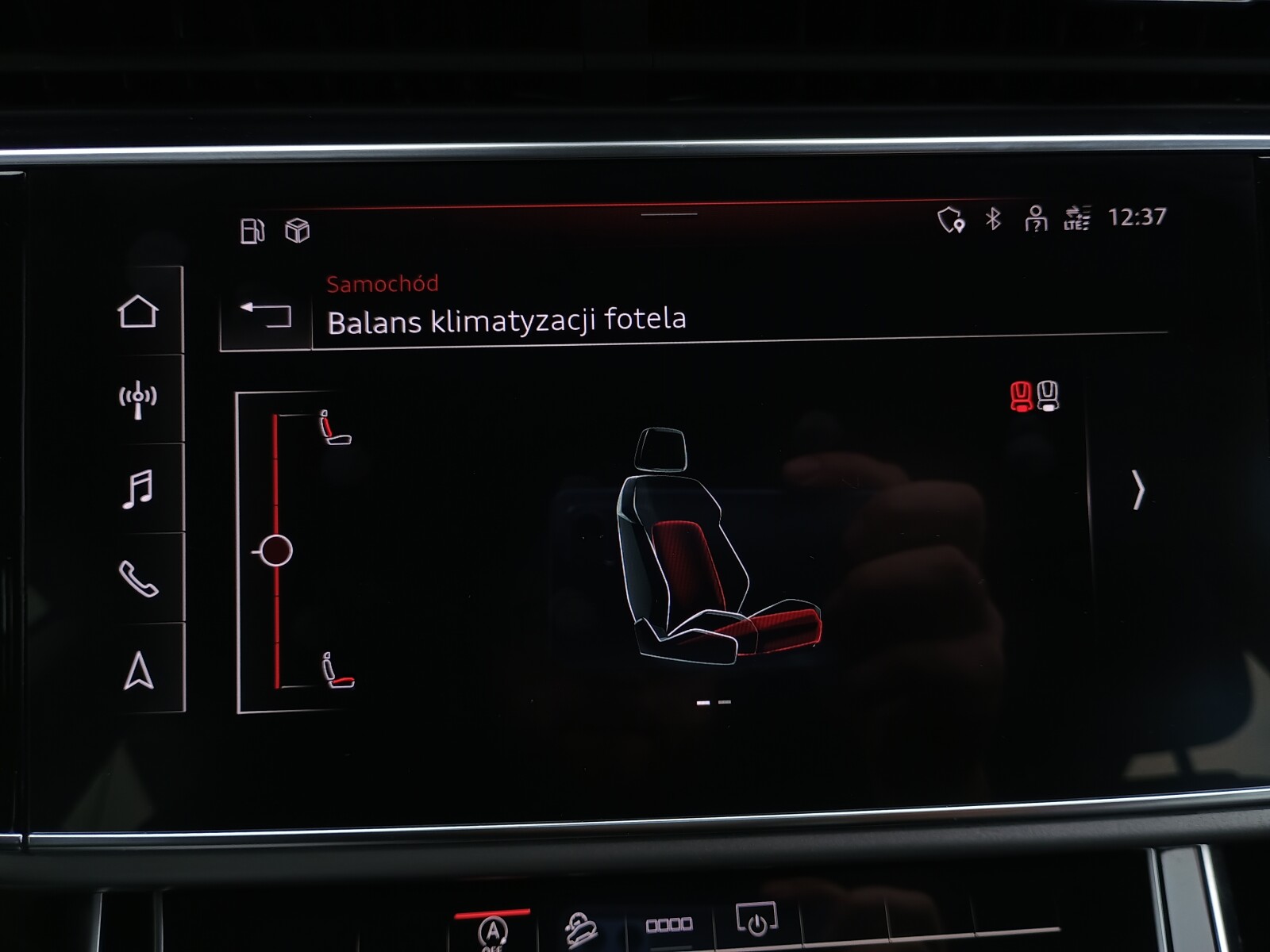 Audi Q8 - zdjęcie 31