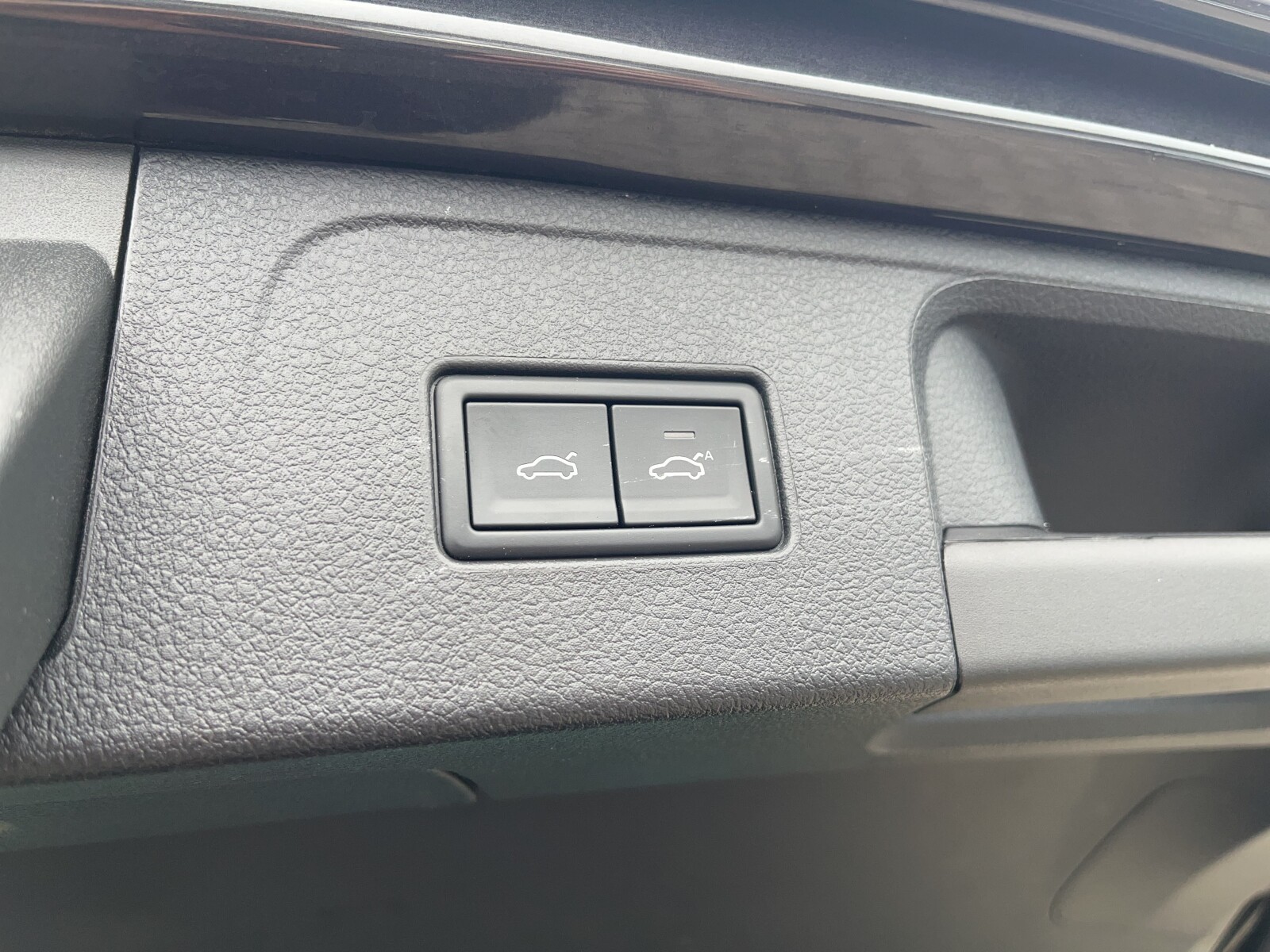 Volkswagen Passat Variant - zdjęcie 10